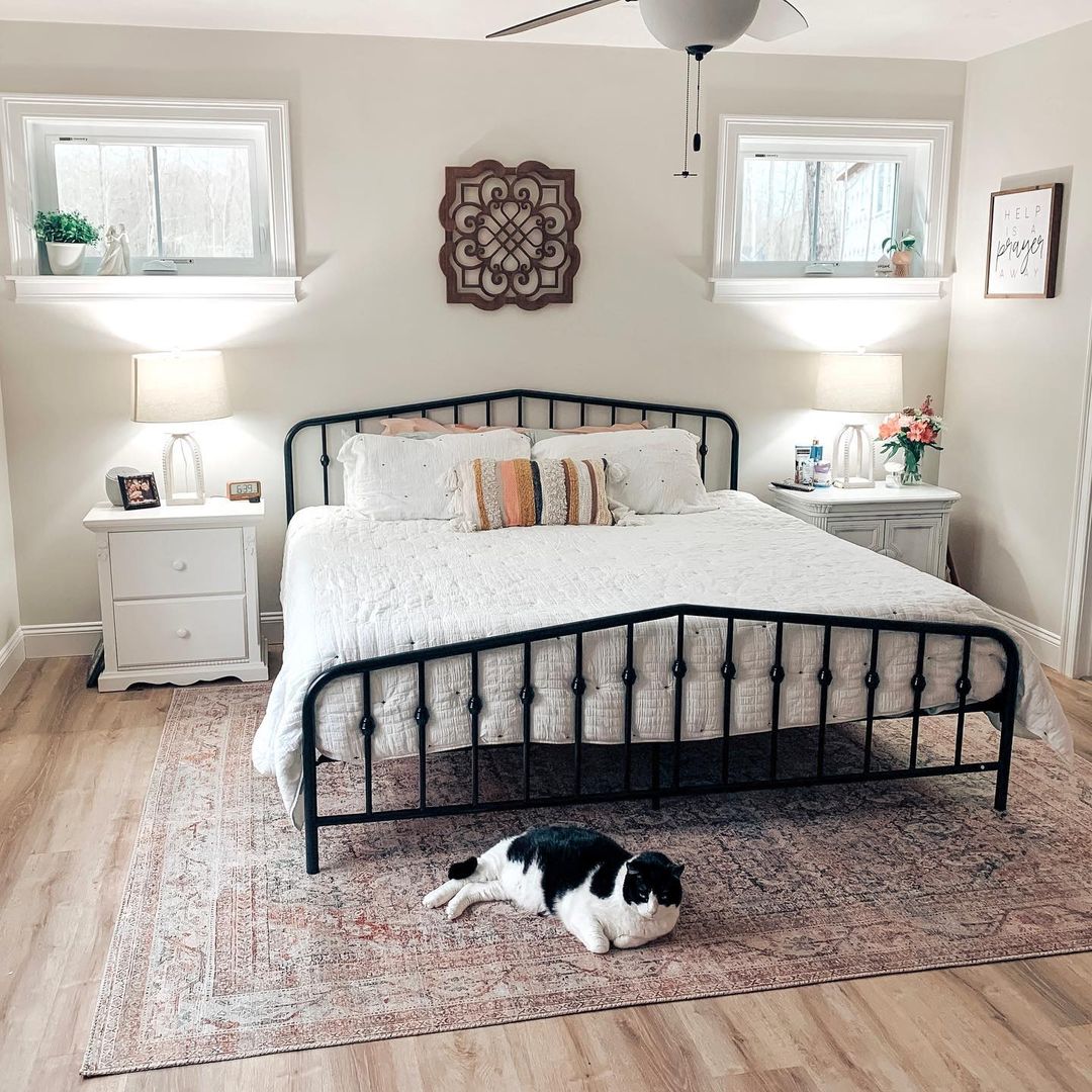 Contemporary Cozy: Streamlined Black Metal Bed Frame