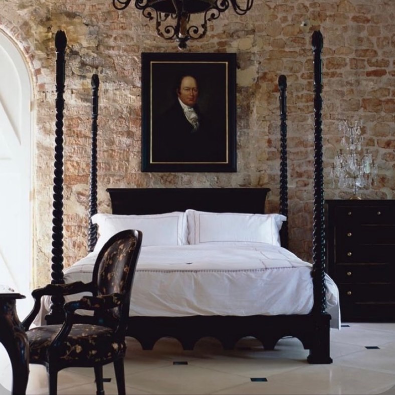 Vintage Four Poster Bed with Historical Charm