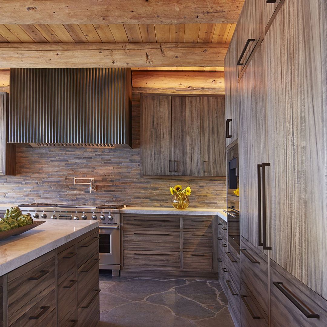 Rustic Elegance with Natural Wood Cabinets