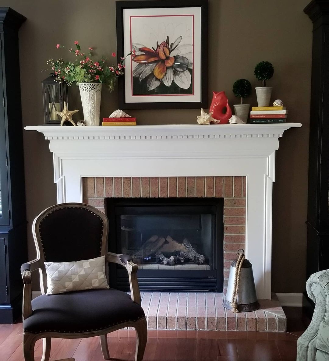 Warm and Earthy Tones for a Cozy Summer Mantel