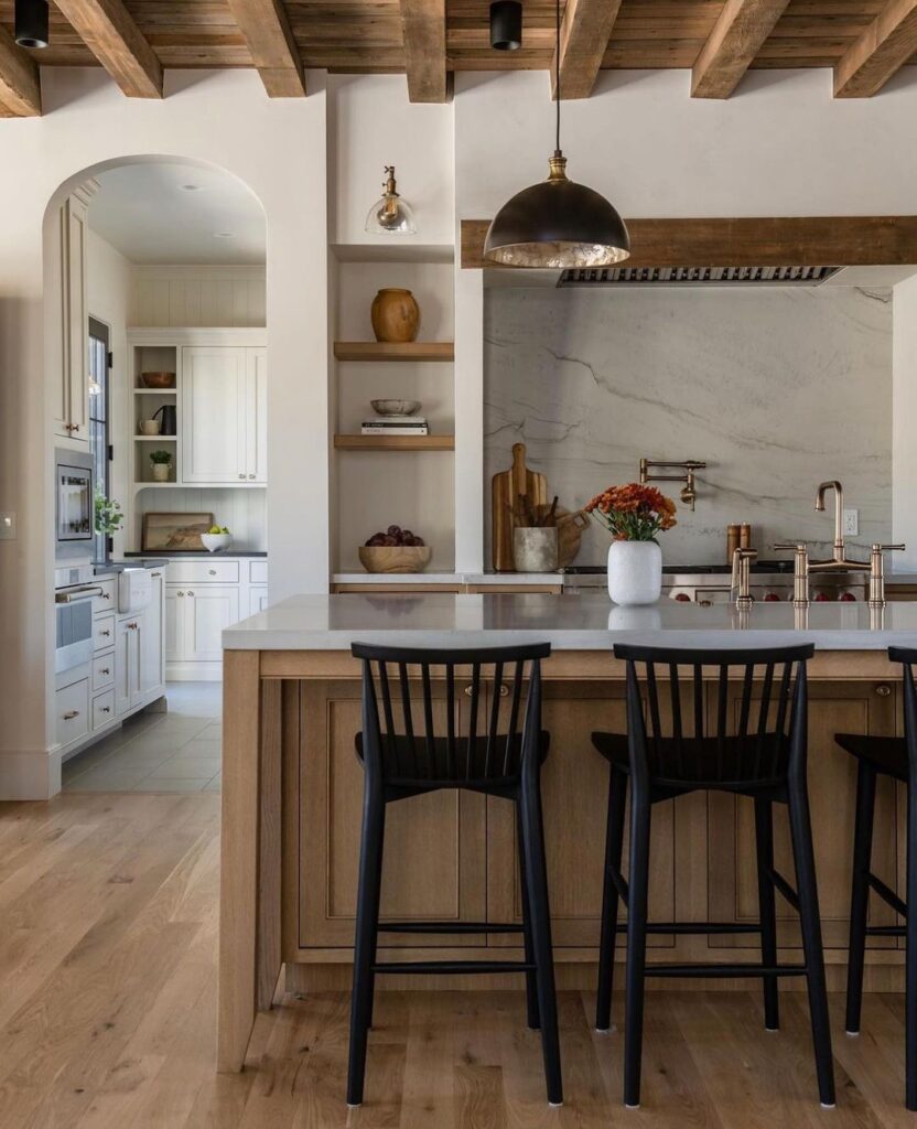 25 Minimalist And Beautiful White Kitchen With Wood Accents Ideas