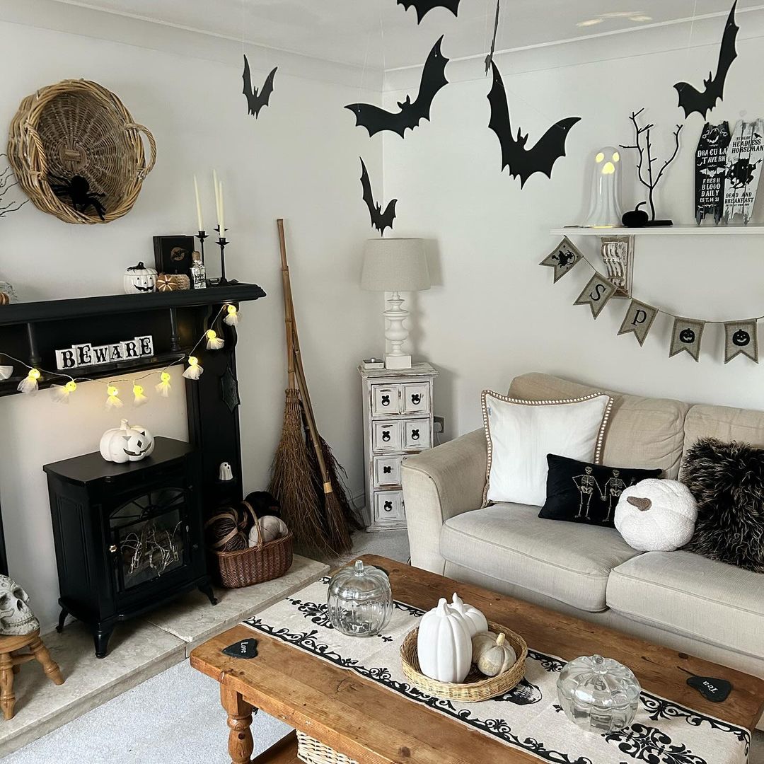 Charming Halloween Living Room with Bewitching Decor