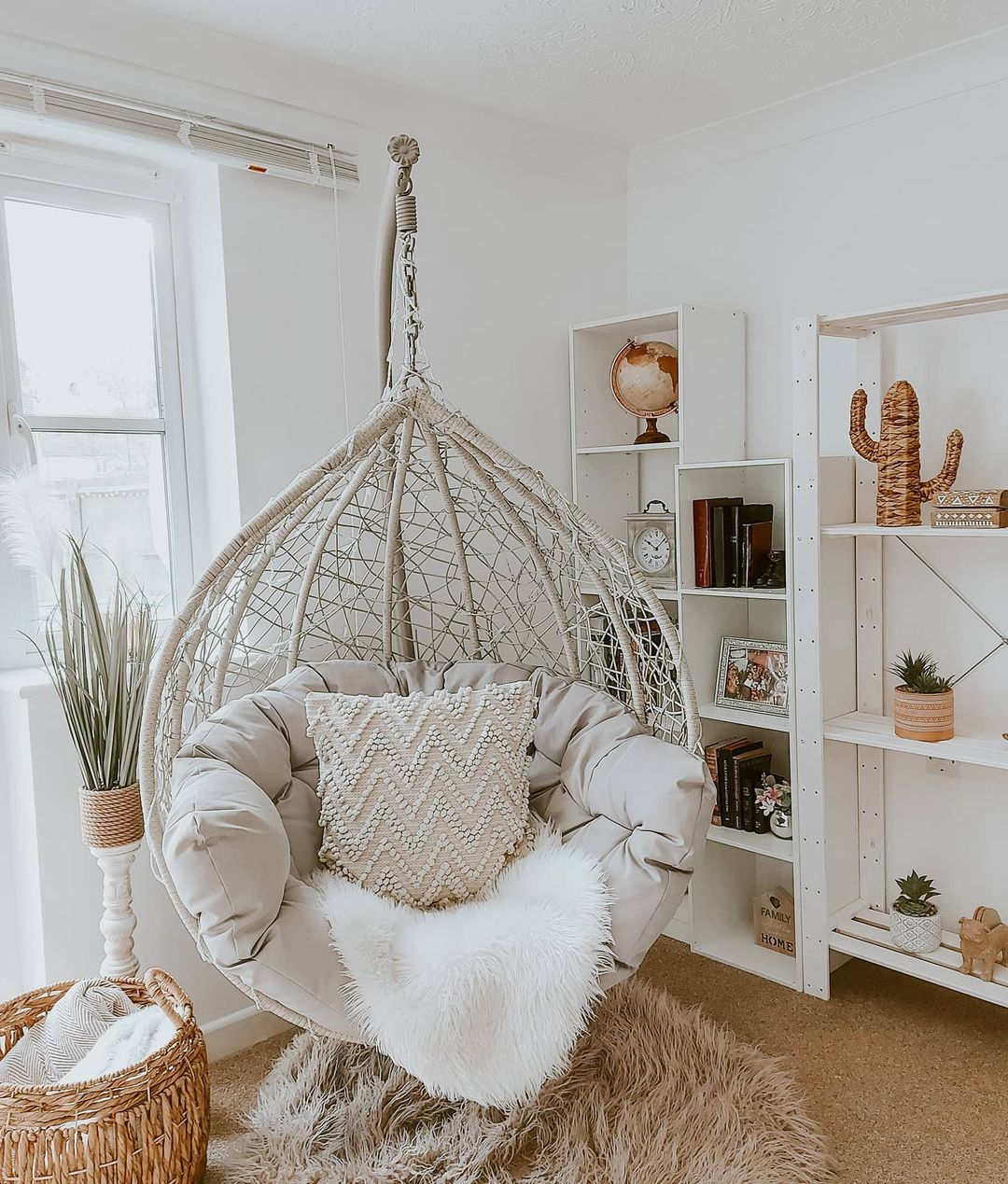 Cozy Minimalist Egg Chair Corner