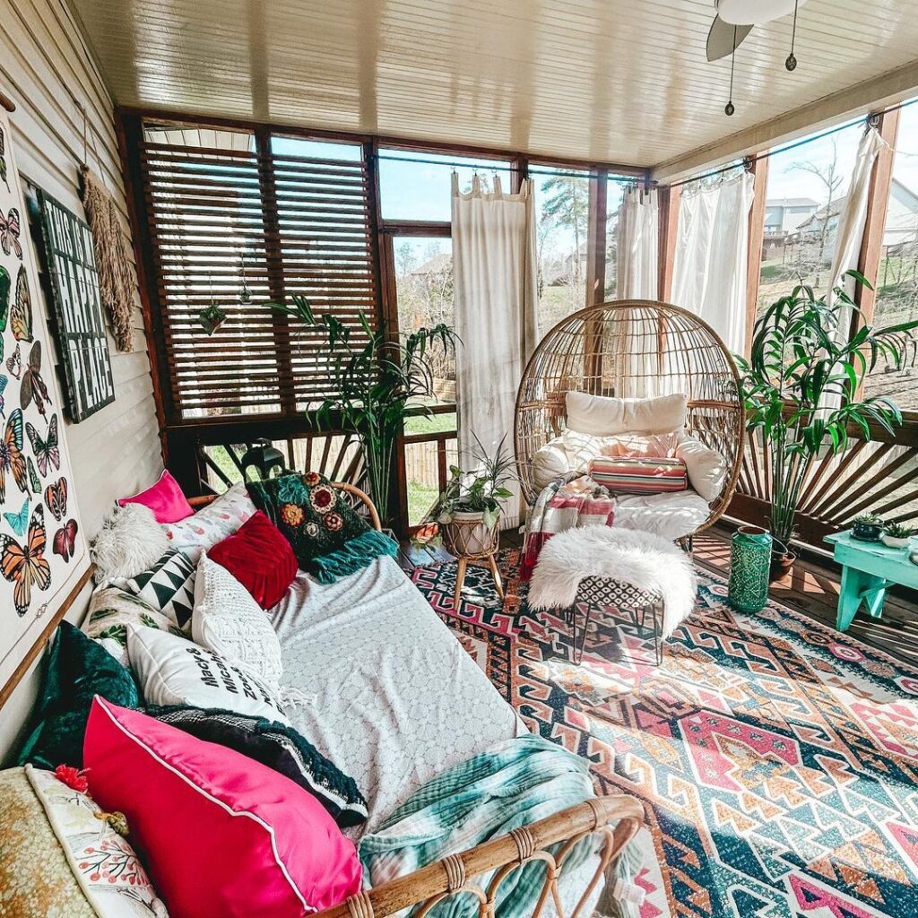 25 Modern And Stylish Indoor Egg Chair Ideas You Will Love