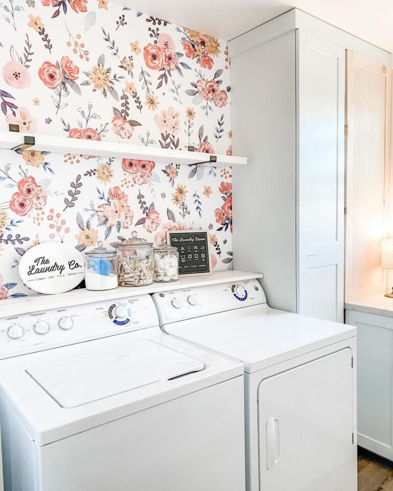 30 Beautiful Laundry Room Wallpaper Ideas You Will Love