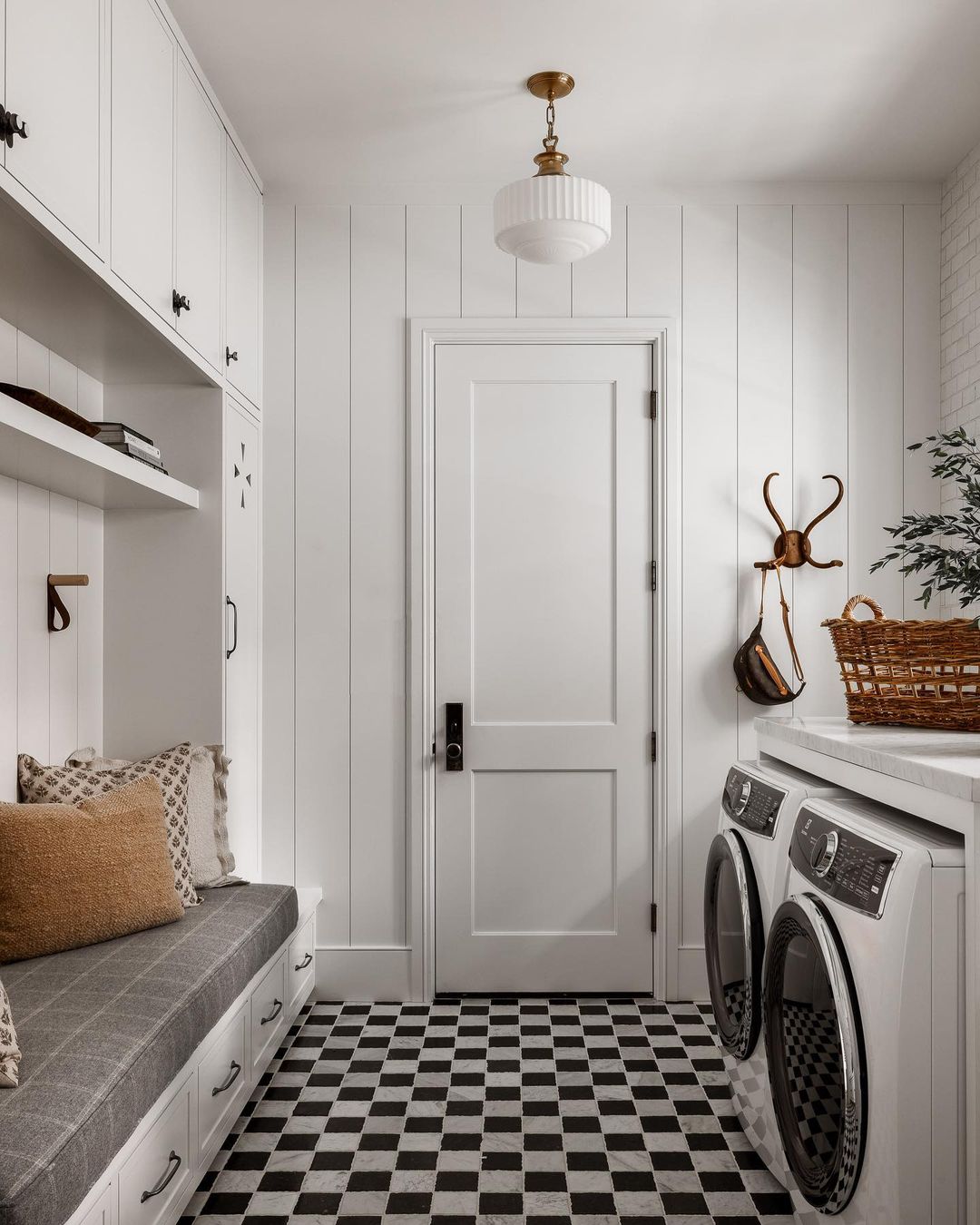 Blend Comfort and Functionality in a Shiplap Laundry Room