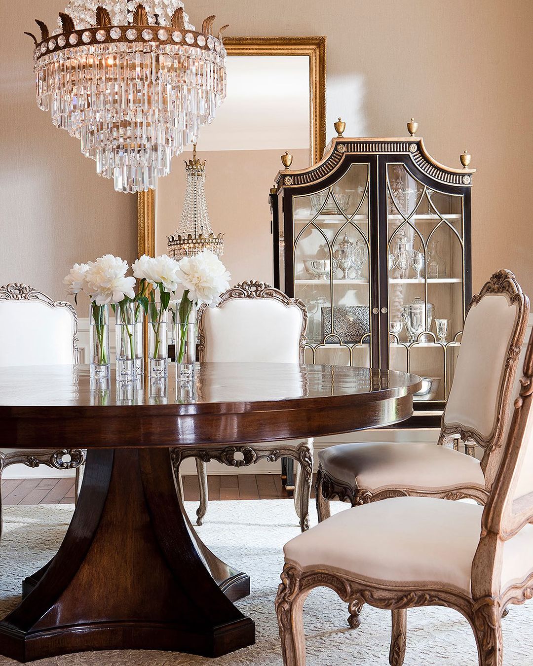 Luxurious Dining Room with Ornate Mirror