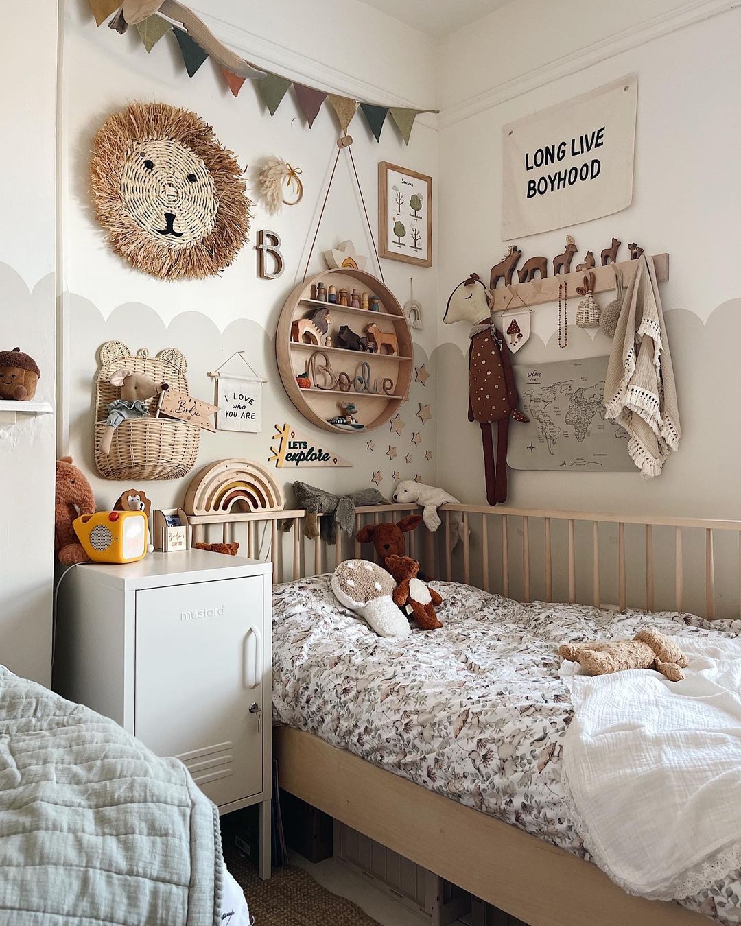 Maximize Small Spaces with Woodland-Inspired Wall Decor