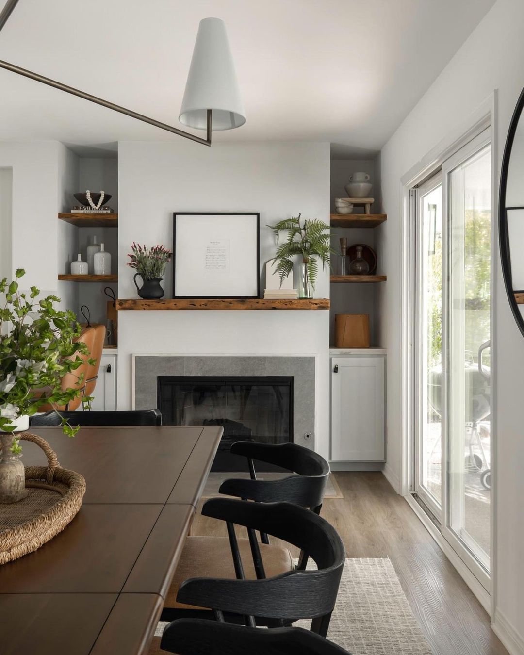 Modern Cozy Dining Room with a Minimalist Fireplace