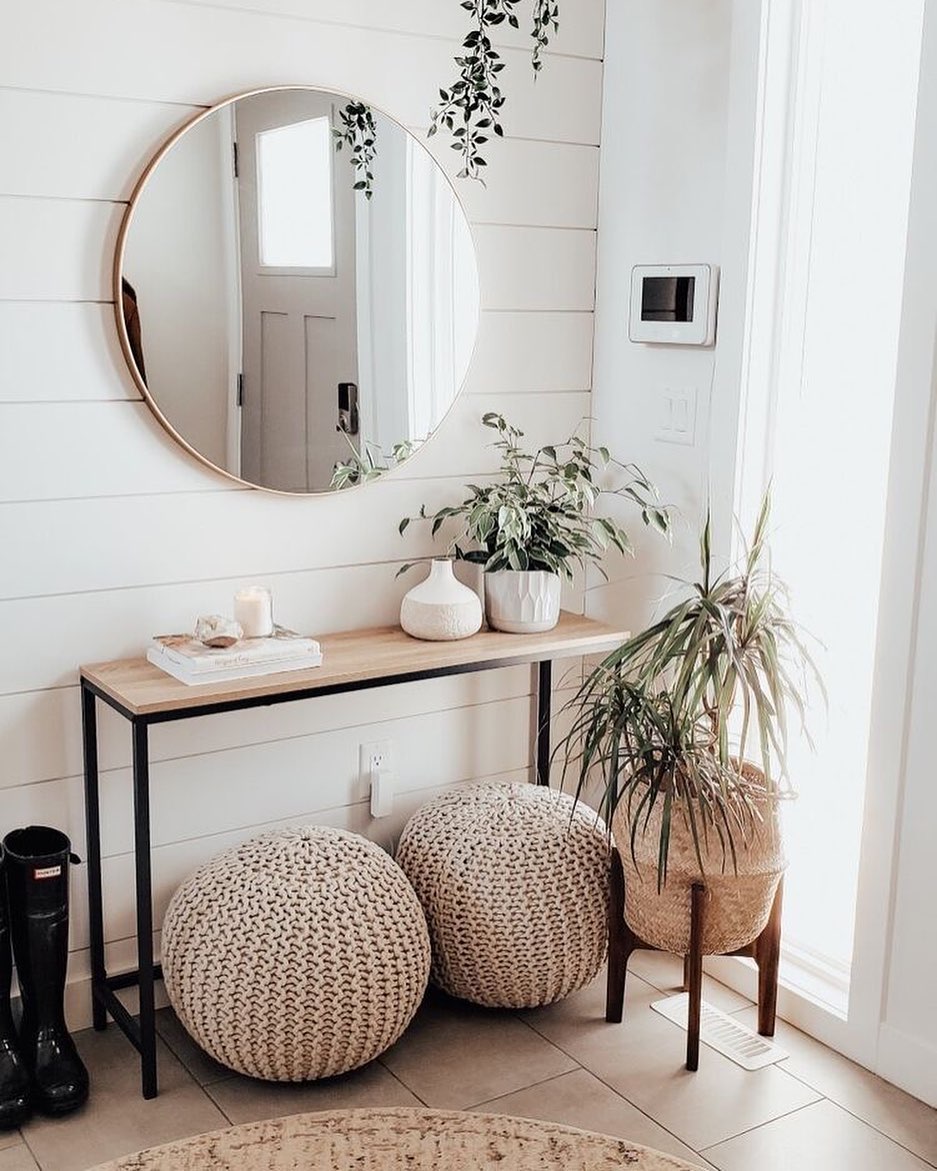 Minimalist Entryway Corner with Natural Elements