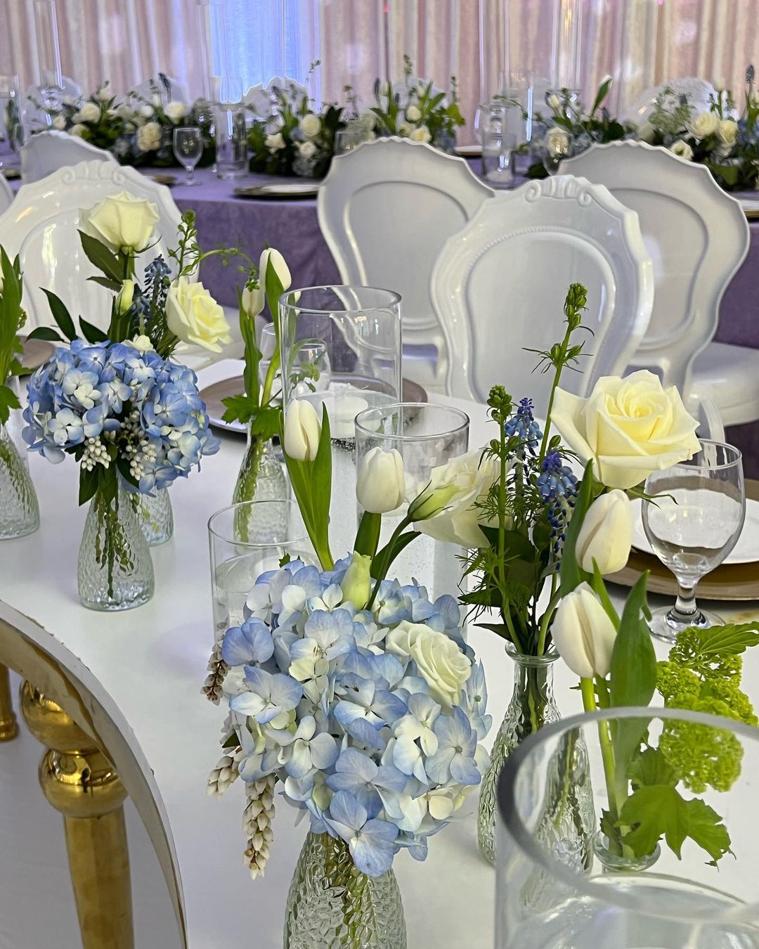 Elegant Blue and White Miniature Centerpieces