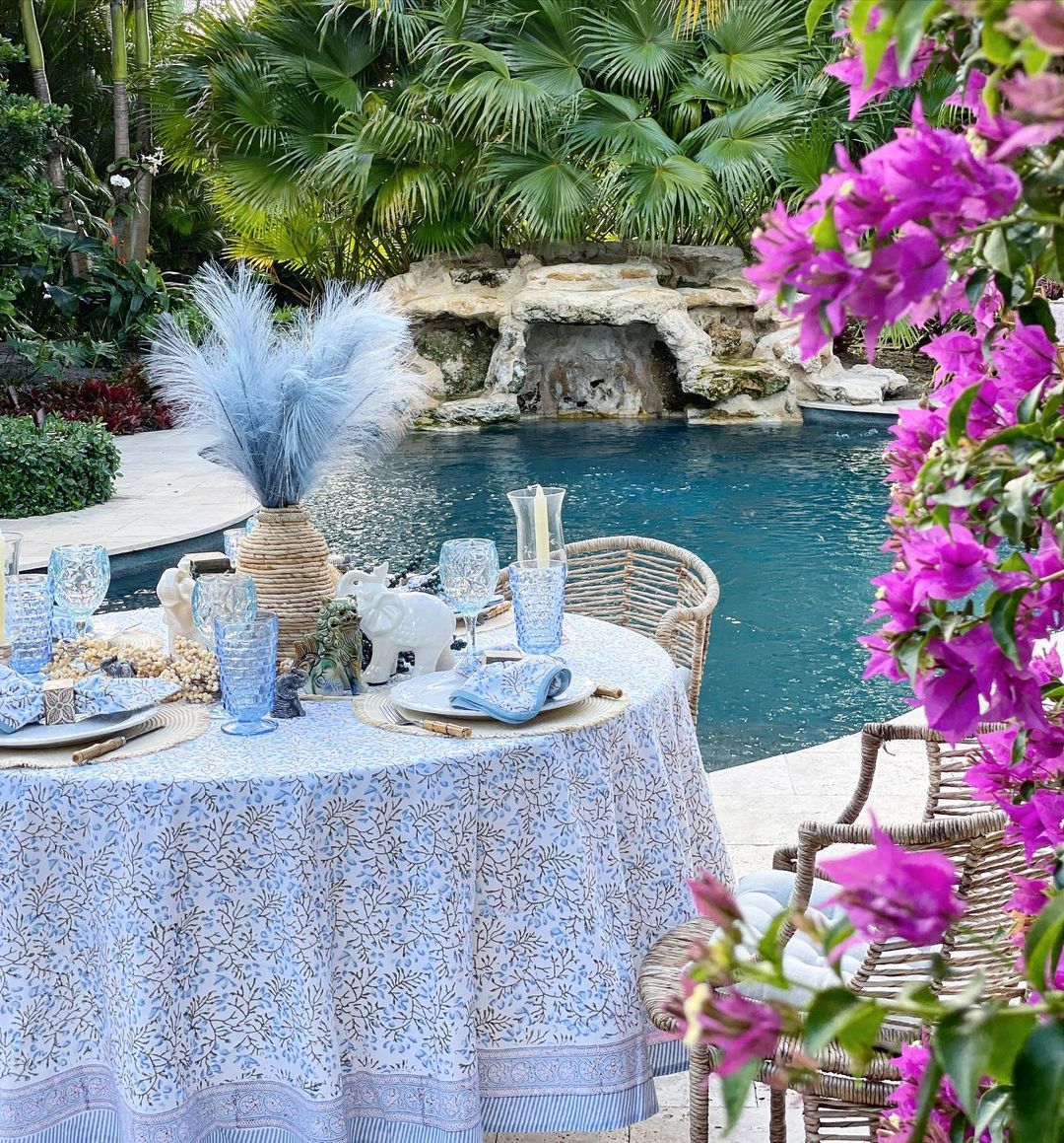 Tropical Blue Feather Centerpiece