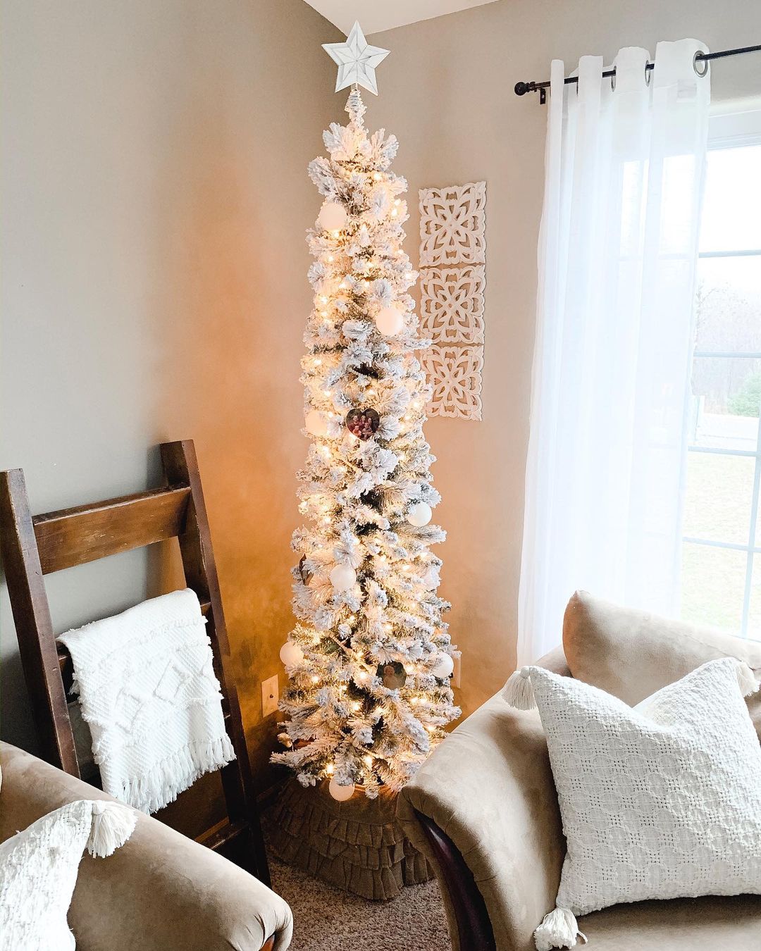 Minimalistic White Pencil Christmas Tree