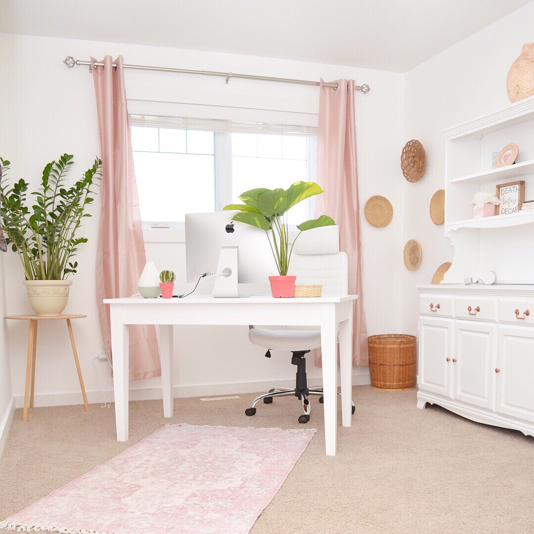 Minimalist Pink Office with Natural Elements