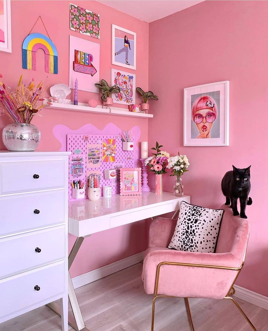 Playful and Colorful Pink Office for Creative Inspiration