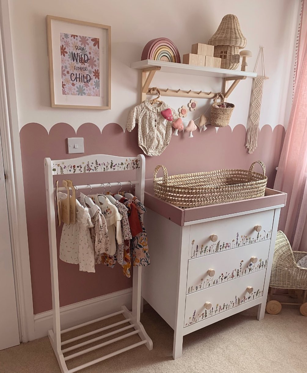 oho Scalloped Pink Nursery