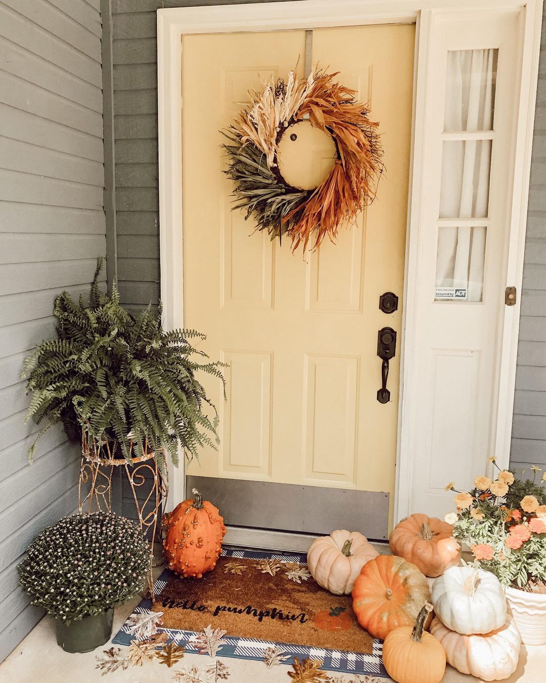 Embrace Nature with a Boho-Inspired Fall Porch