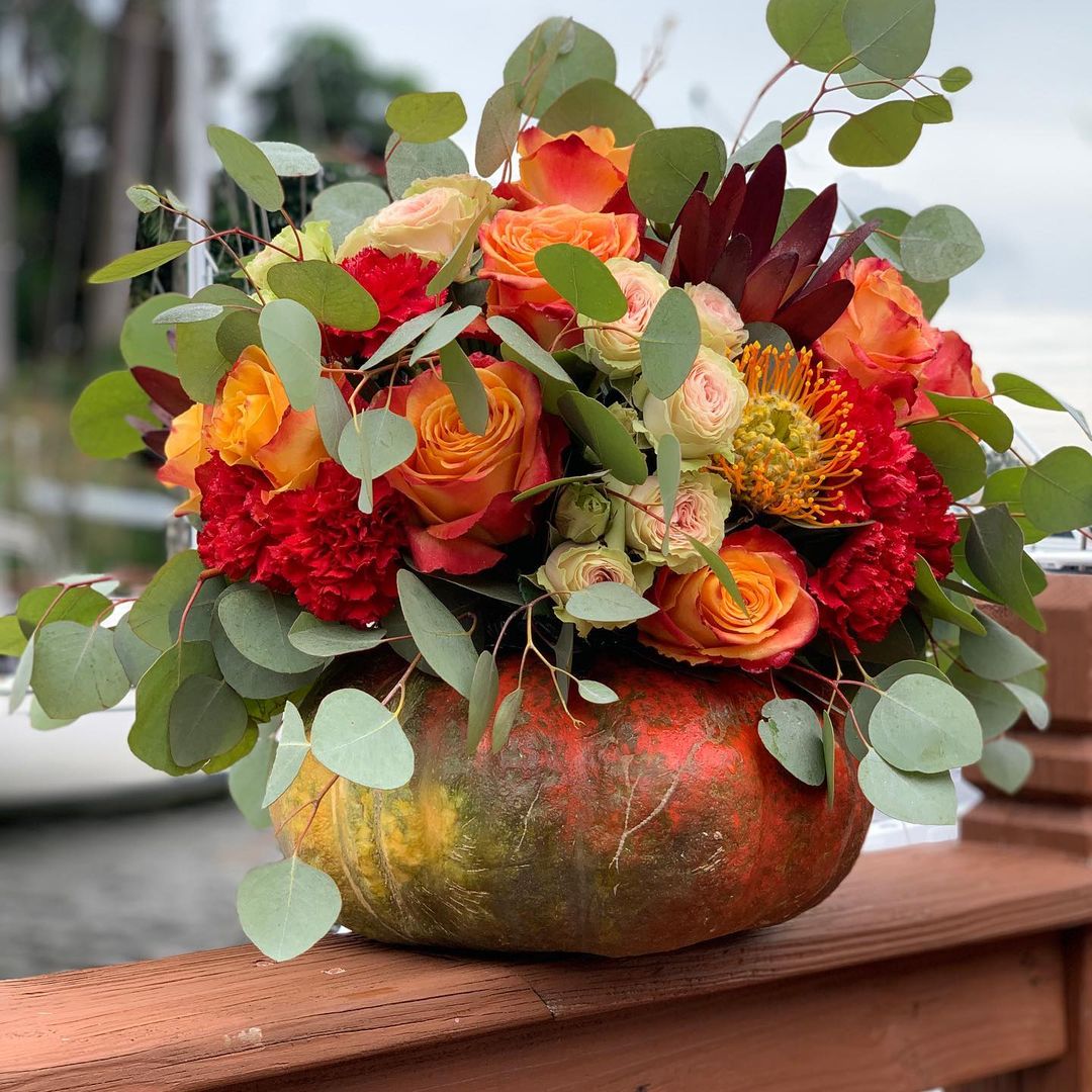 Vibrant Autumn Pumpkin Floral Display