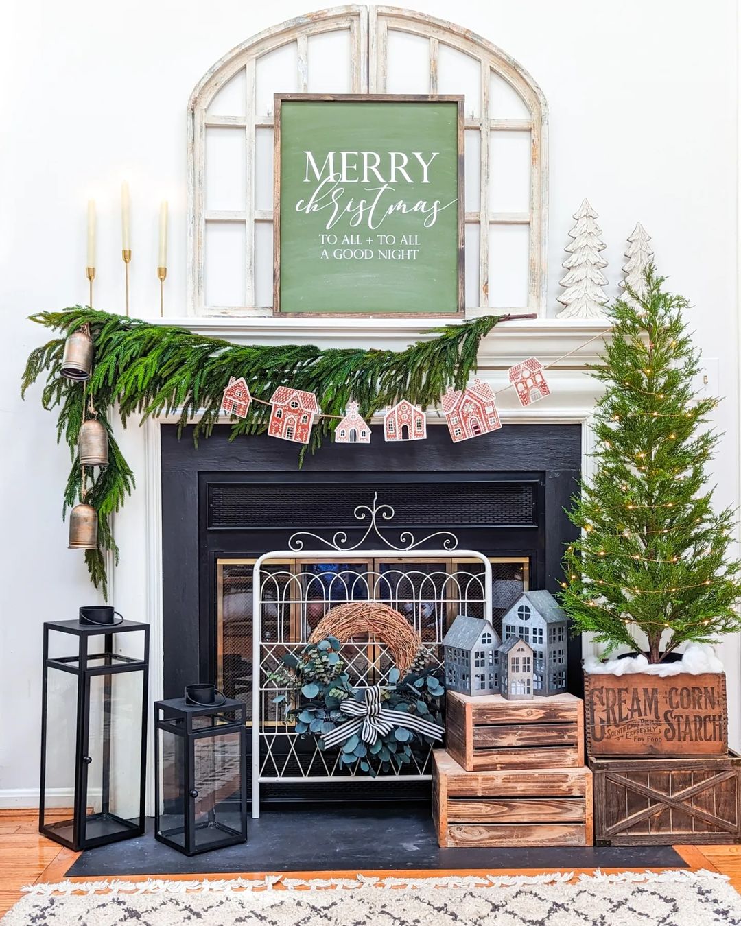 Farmhouse Christmas Mantel with Rustic Charm