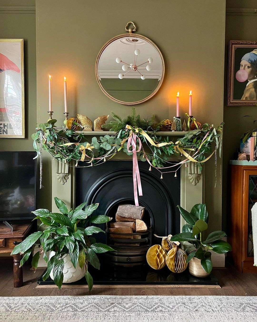 7. Minimalist Green and Gold Christmas Mantel with a Touch of Pink