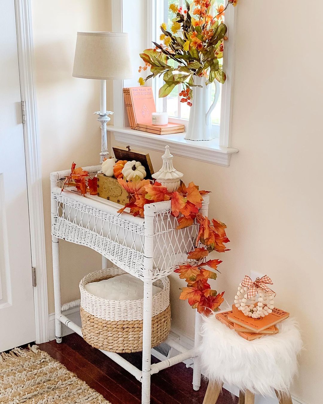 Warm and Inviting: Layered Fall Accents for an Entry Table