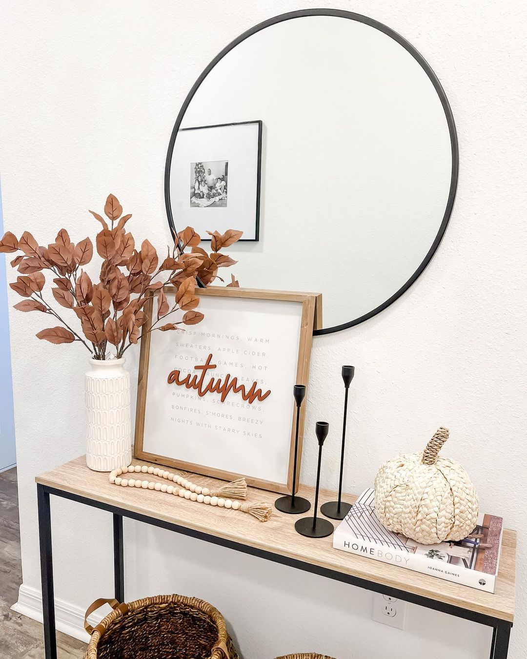 Minimalist Elegance: Clean Lines and Simple Touches for Fall Entry Table Decor