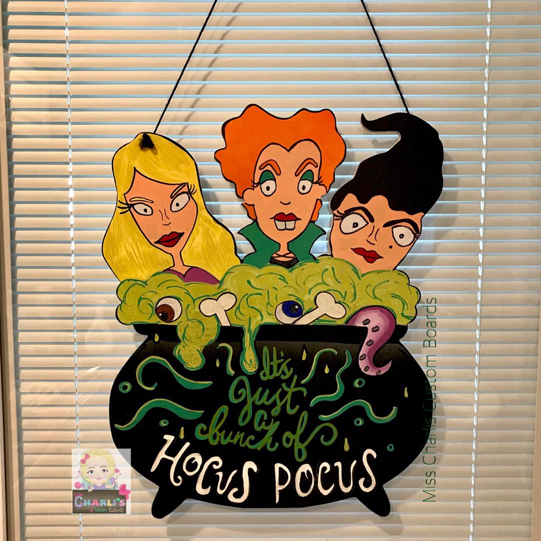 Playful Hocus Pocus Sign for a Touch of Witchy Fun