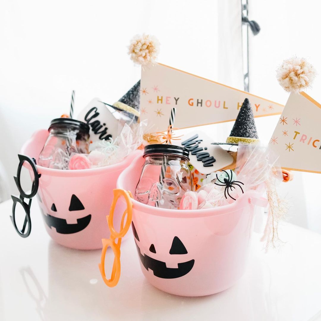 Pink Pumpkin Halloween Baskets