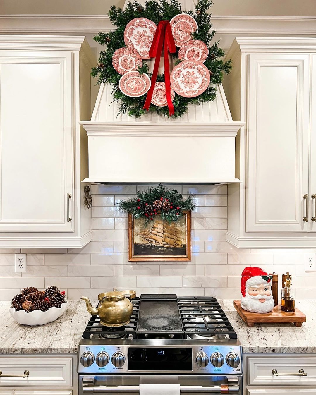 Add a Unique Touch with a Plate-Adorned Christmas Wreath