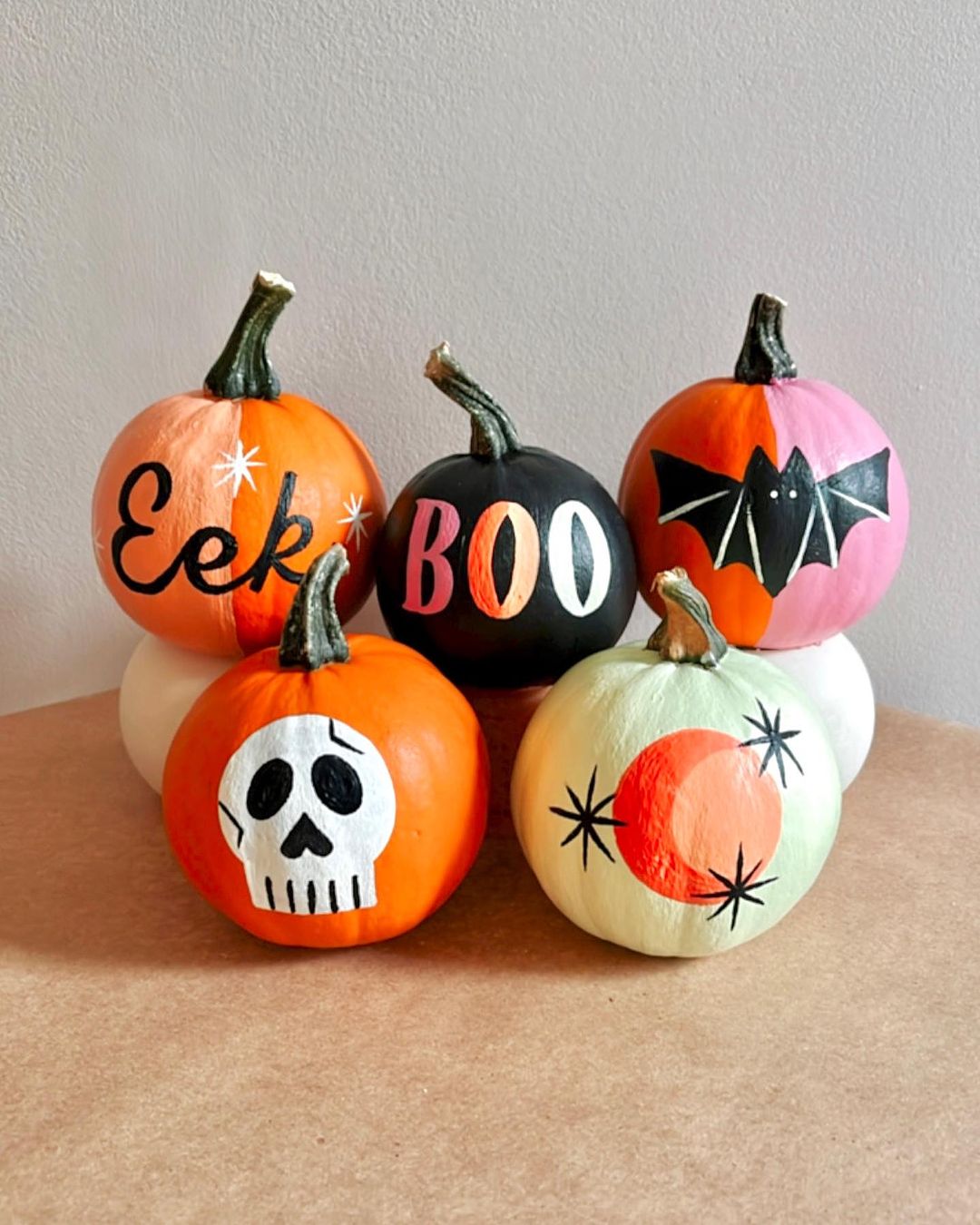 Minimalist Halloween-Inspired Mini Pumpkins