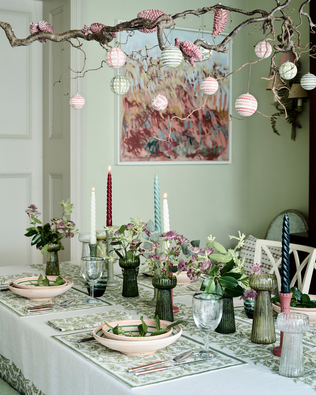 Whimsical Nature-Inspired Elegance