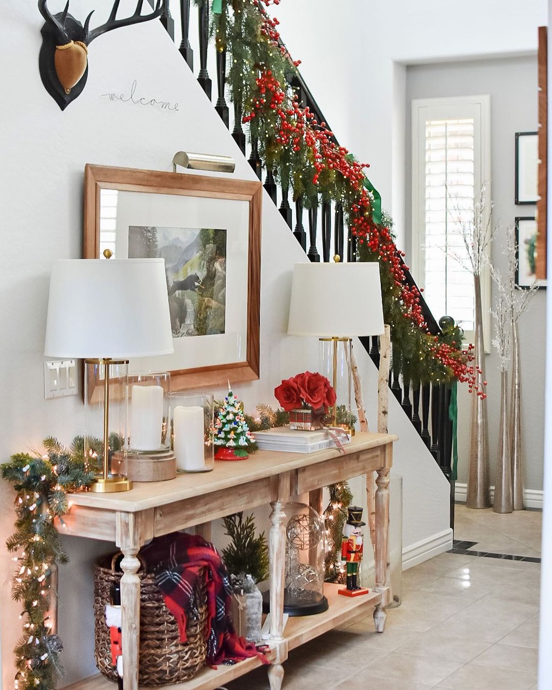 Cozy Christmas Entryway