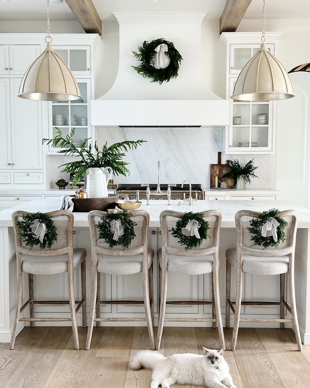 Elegant Holiday Kitchen Accents