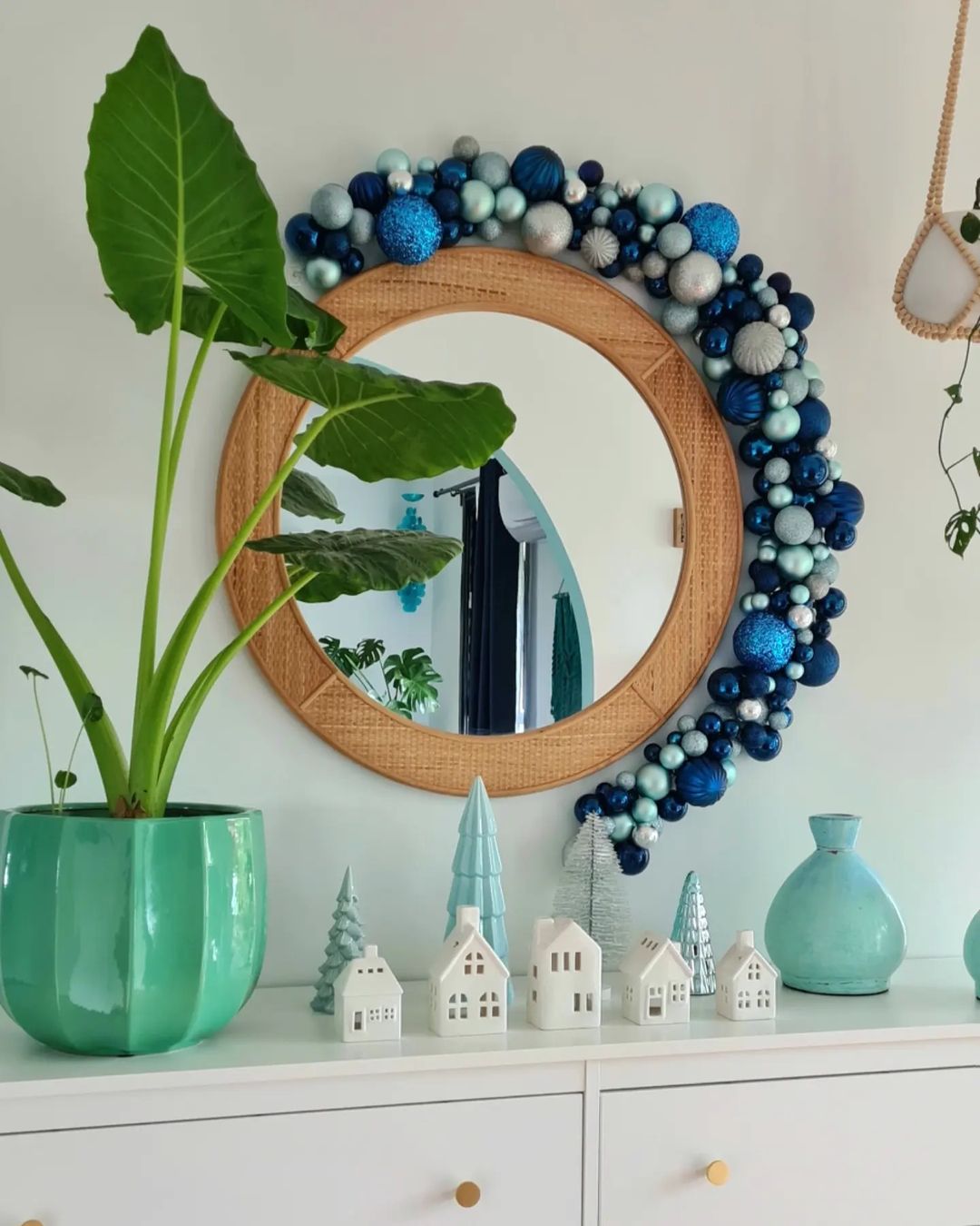 Modern Blue Holiday Accents