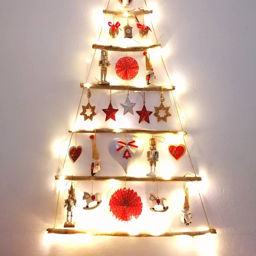 Scandinavian Red & White Tree