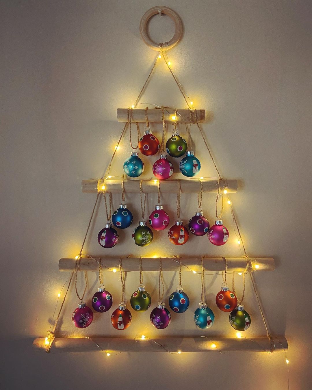 Modern Ornament Tree