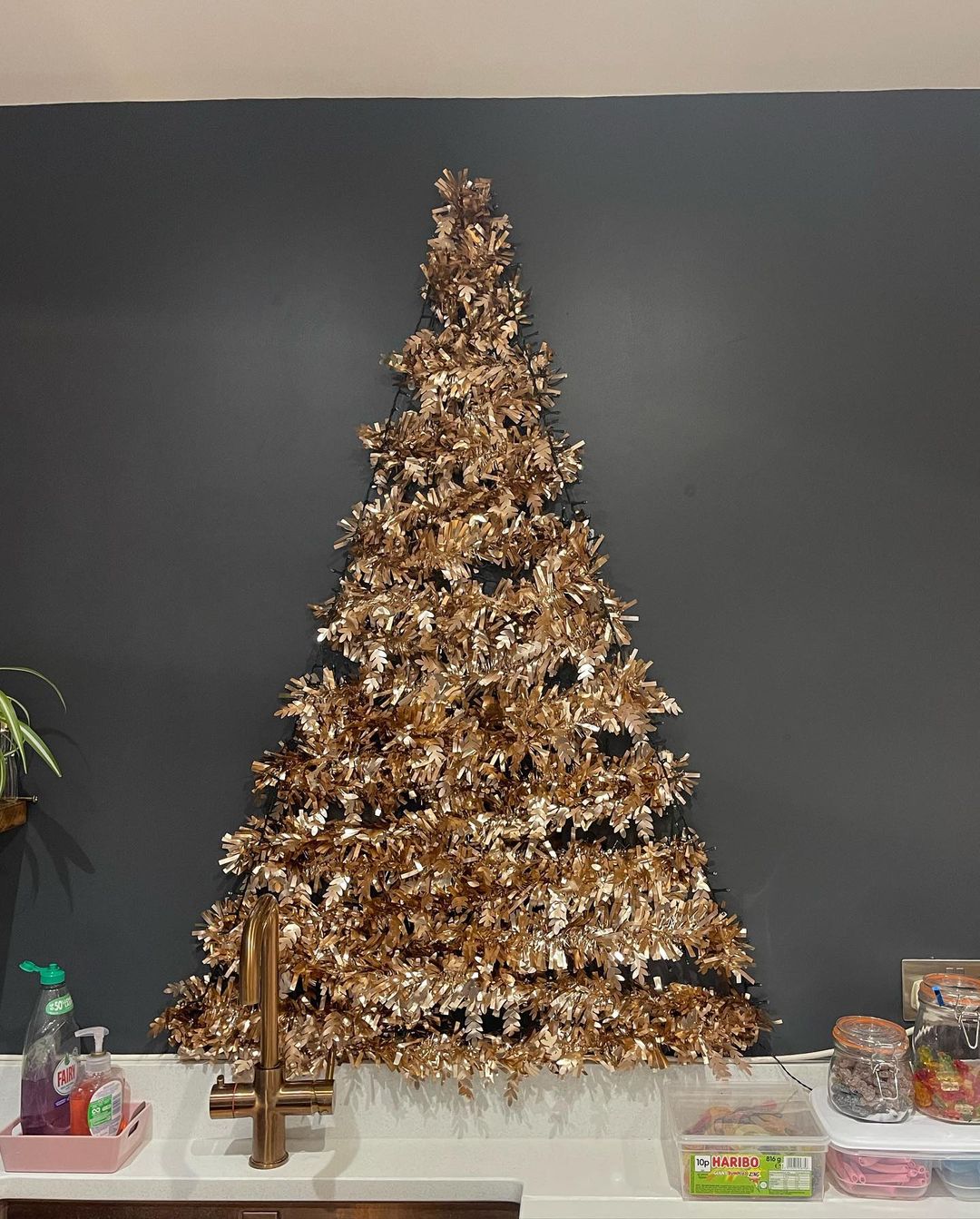 Glam Gold Wall Tree