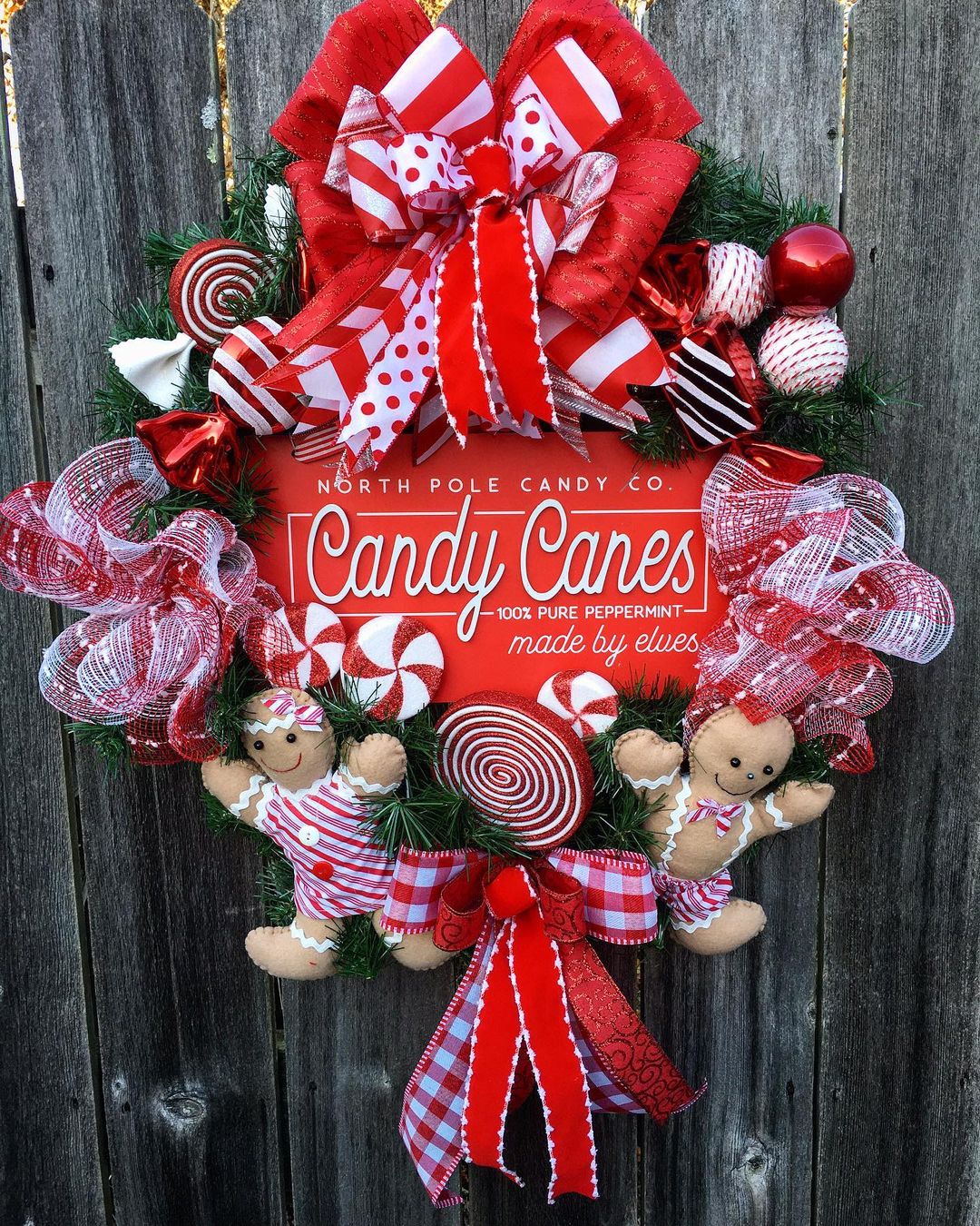 Peppermint Elf Wreath