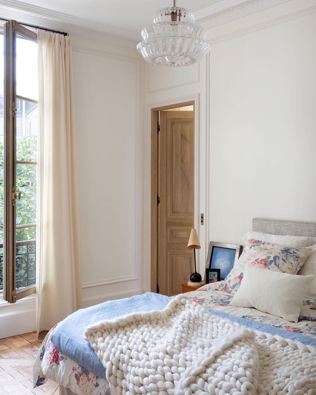 Cozy Parisian Simplicity