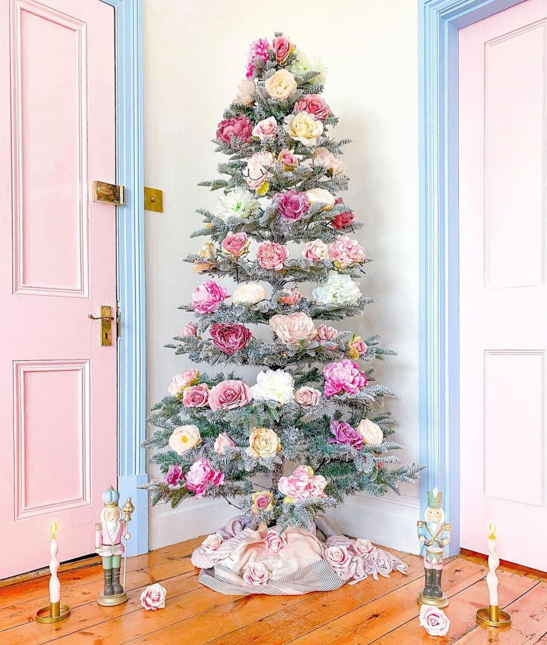 7. Blossom-Inspired Christmas