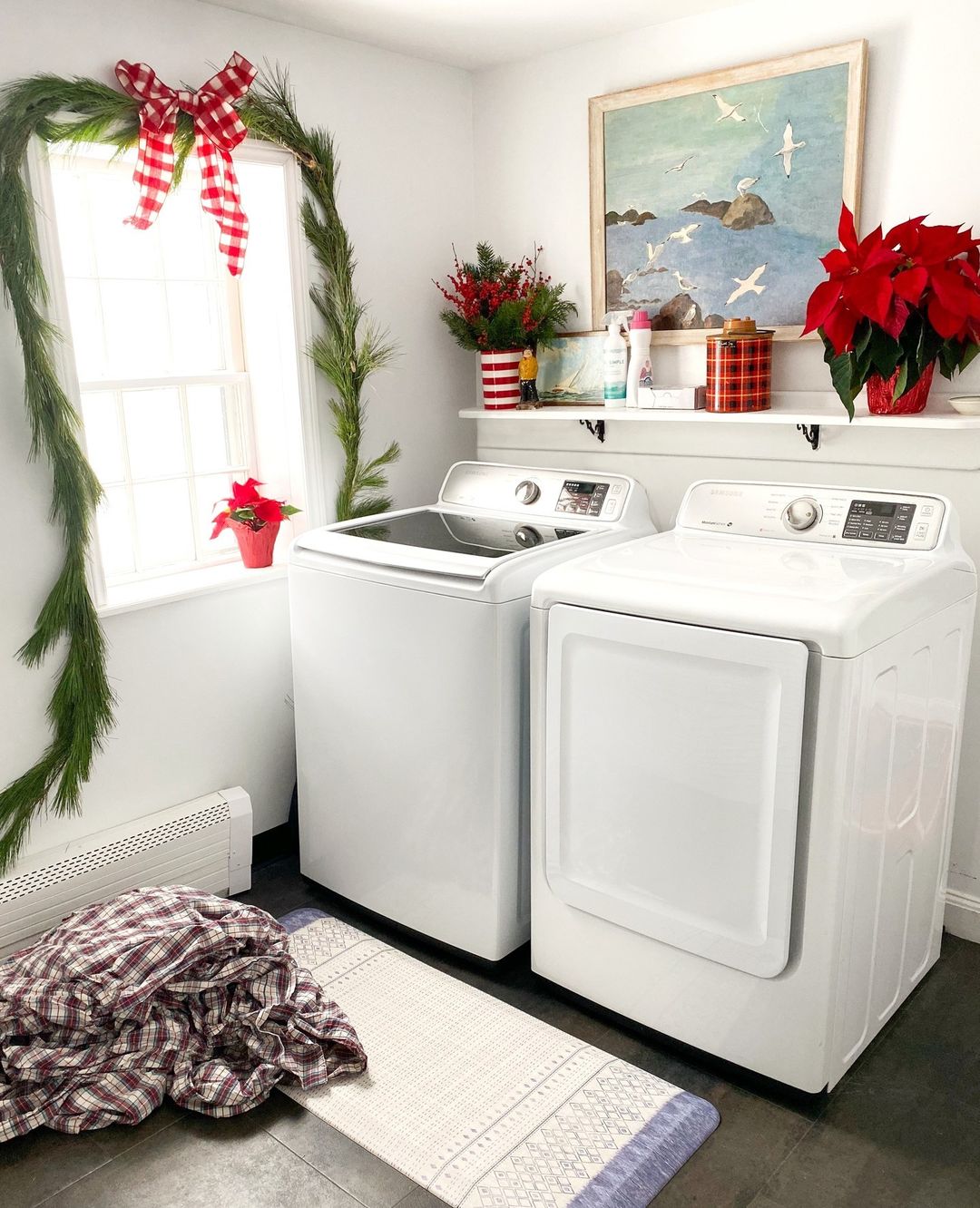 19. Festive Laundry Room Cheer