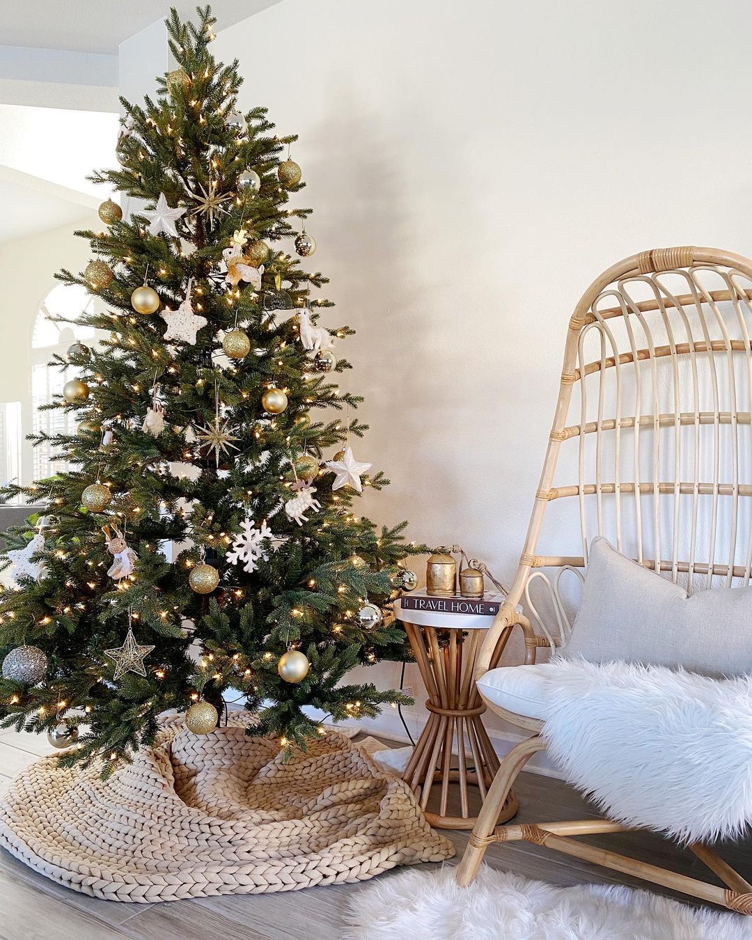 Cozy Minimalist Christmas