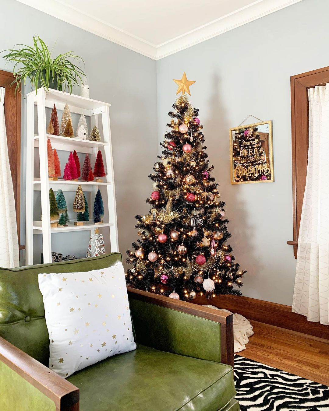 Cozy and Colourful Christmas Nook