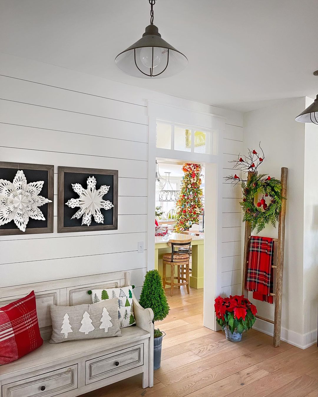 Cozy Holiday Entryway