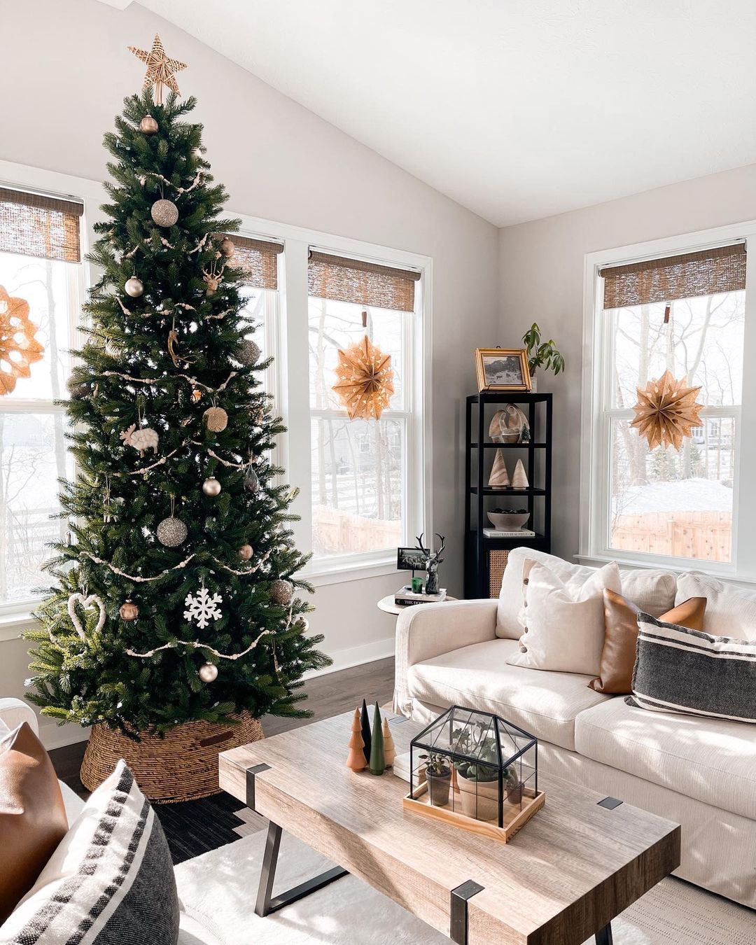 Modern Christmas Elegance