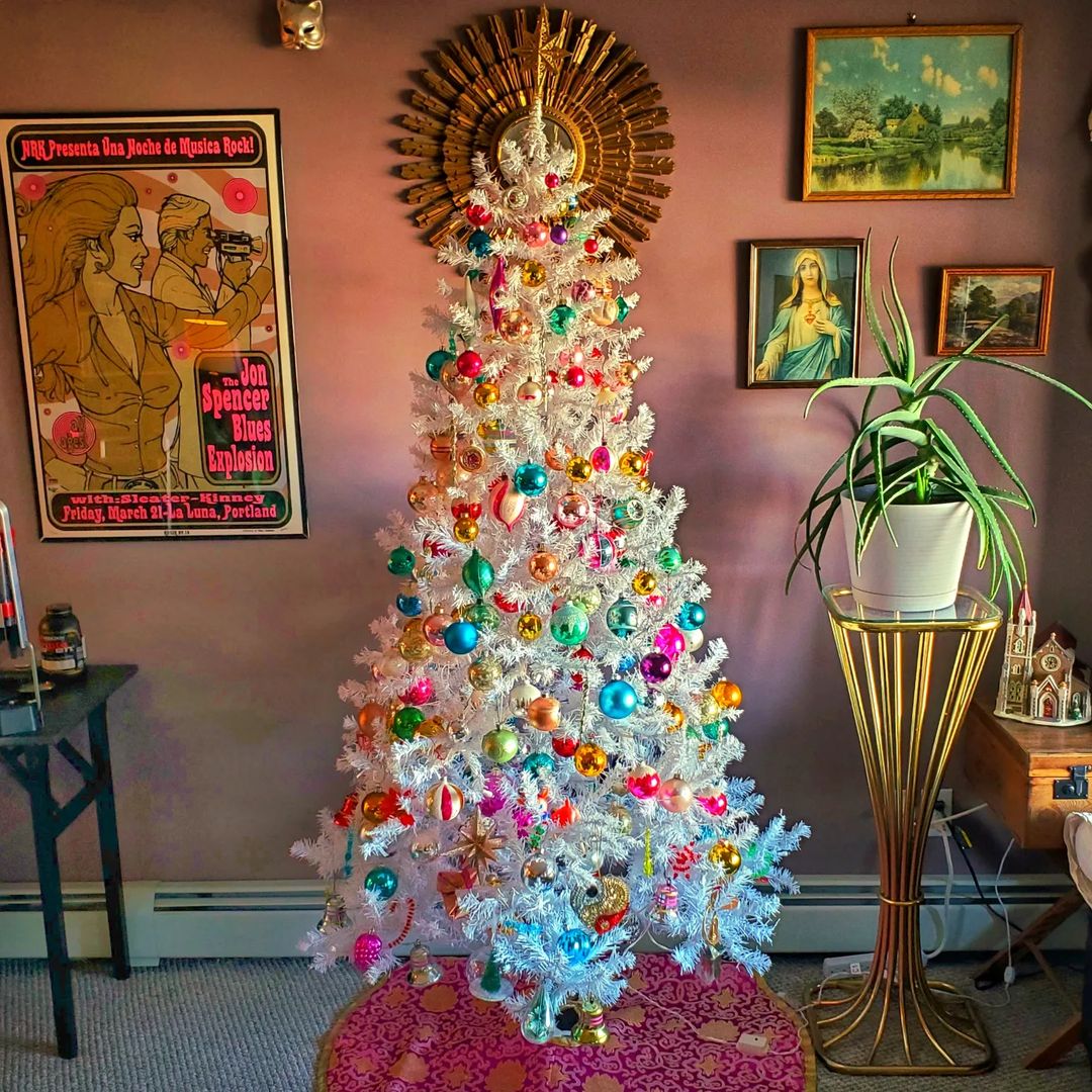 Eclectic Retro Holiday Vibe