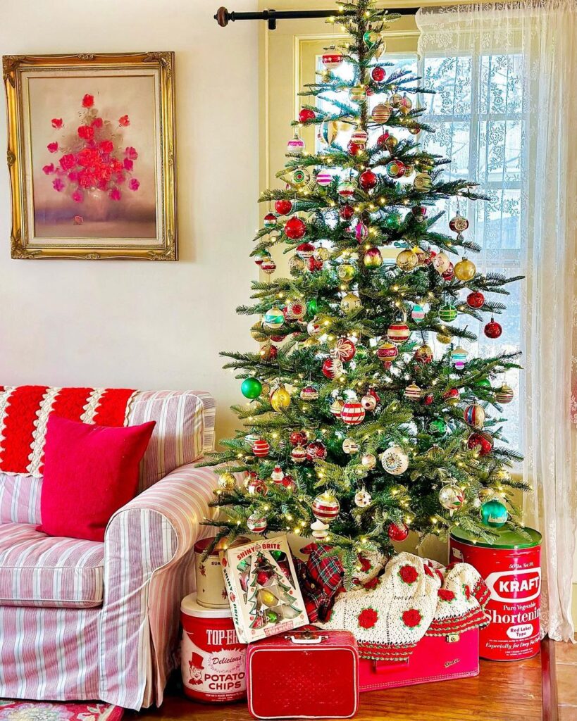 25 Lovely Vintage Christmas Tree Decor Ideas You Should See