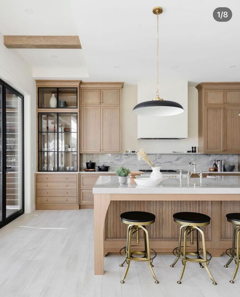 20 Sleek And Chic Black And Oak Kitchen Ideas You Should See