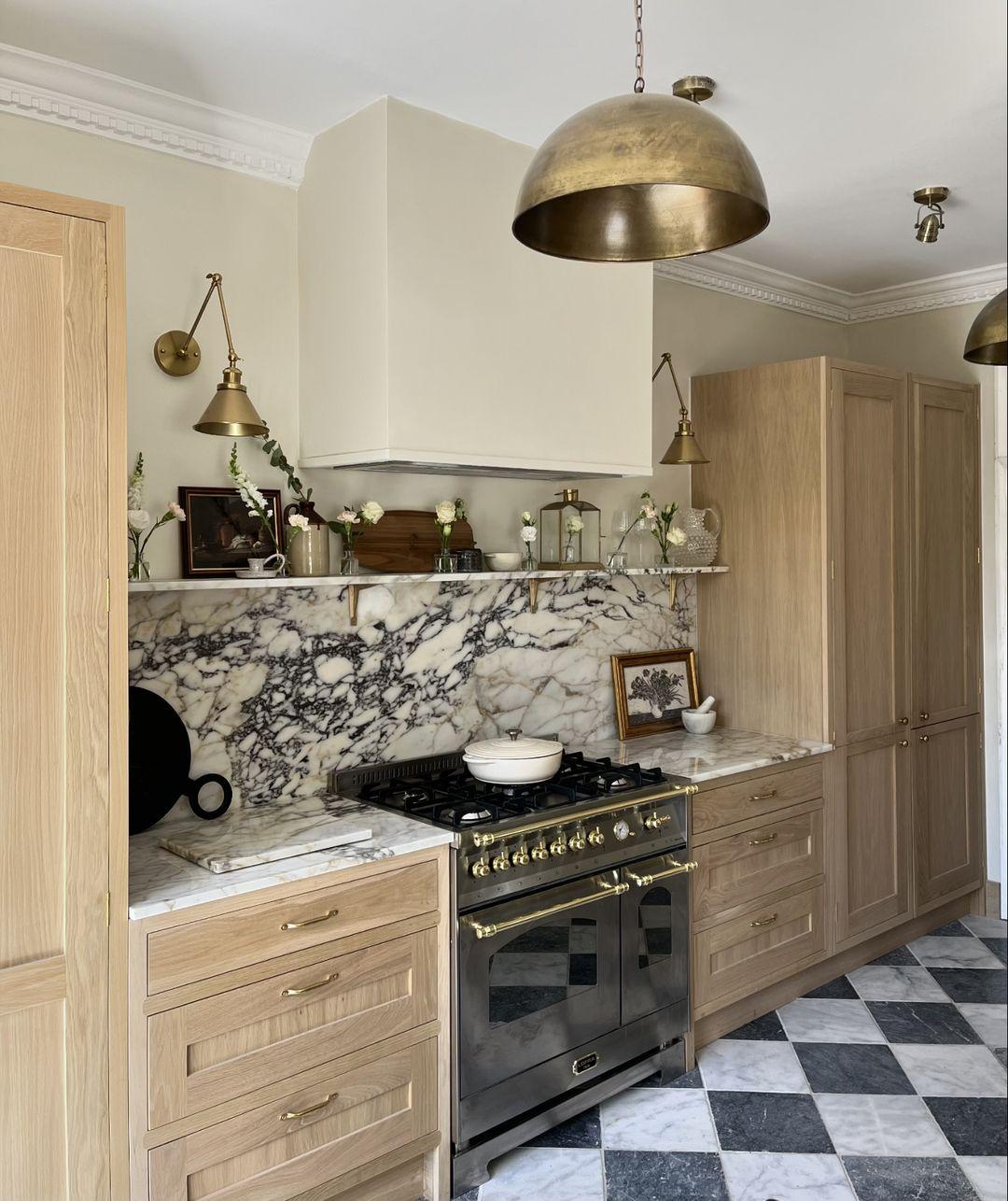 Classic Elegance: Brass and Marble Touches