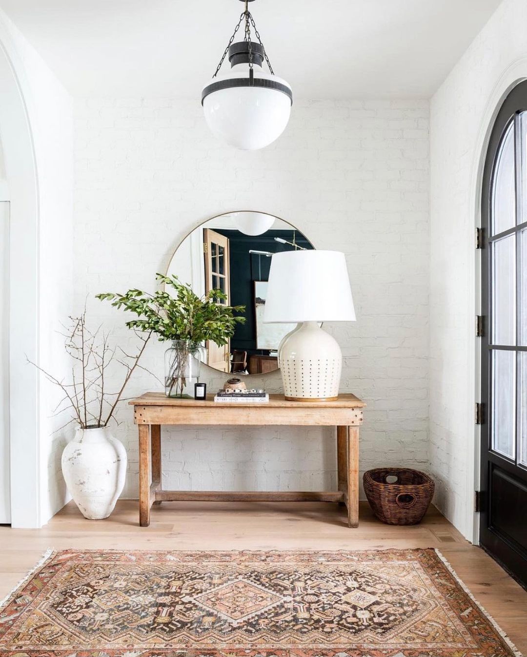 Vintage Rug For Minimalist Entryway